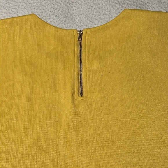 Melloday Ladies Yellow Dress Shirt, NWOT’s, Size Small - Picture 7 of 8